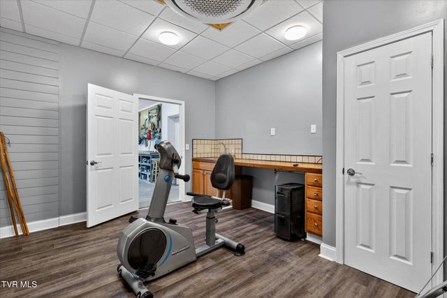 121 Sunnyfield Drive, Blountville, TN 37617