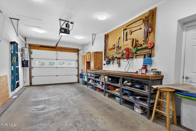 121 Sunnyfield Drive, Blountville, TN 37617