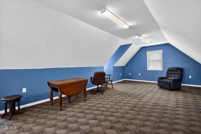 121 Sunnyfield Drive, Blountville, TN 37617