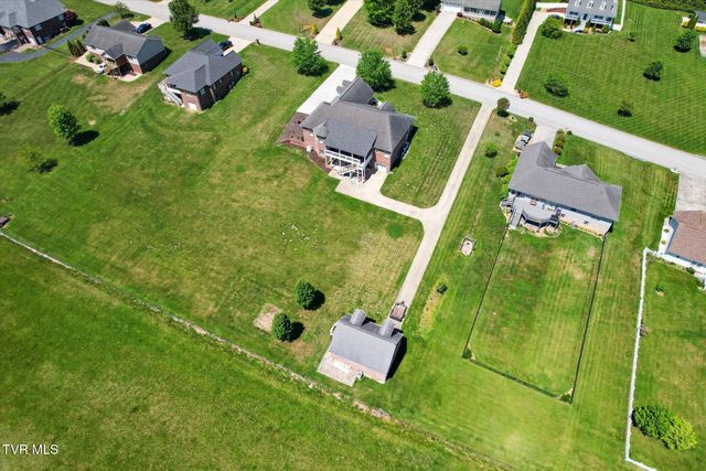 121 Sunnyfield Drive, Blountville, TN 37617