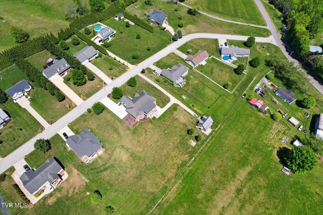 121 Sunnyfield Drive, Blountville, TN 37617