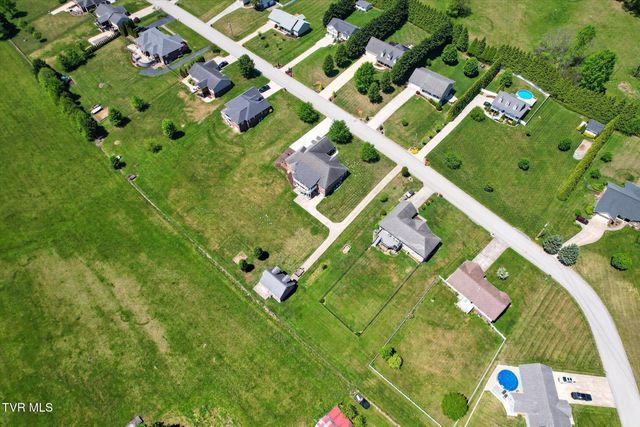 121 Sunnyfield Drive, Blountville, TN 37617