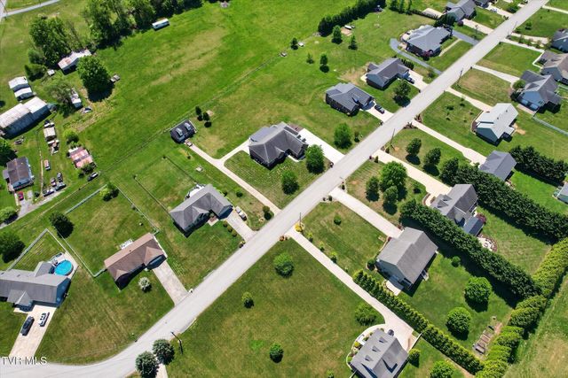 121 Sunnyfield Drive, Blountville, TN 37617