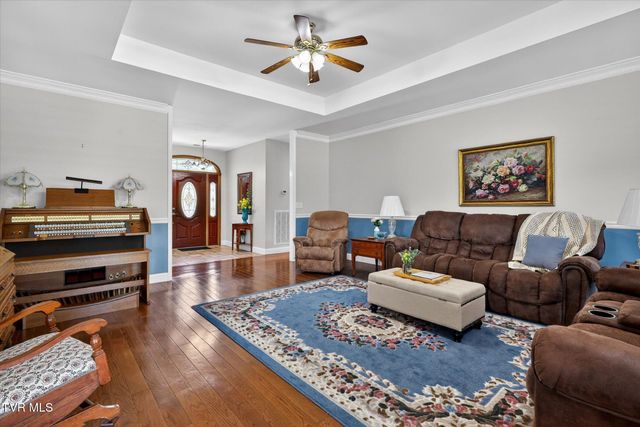 121 Sunnyfield Drive, Blountville, TN 37617