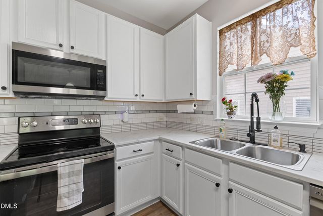 2129 Maizefield Lane, Fuquay Varina, NC 27526