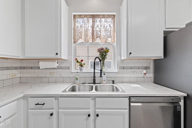 2129 Maizefield Lane, Fuquay Varina, NC 27526