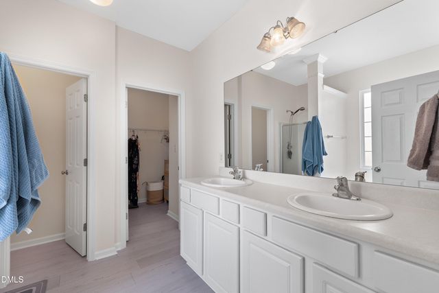 2129 Maizefield Lane, Fuquay Varina, NC 27526