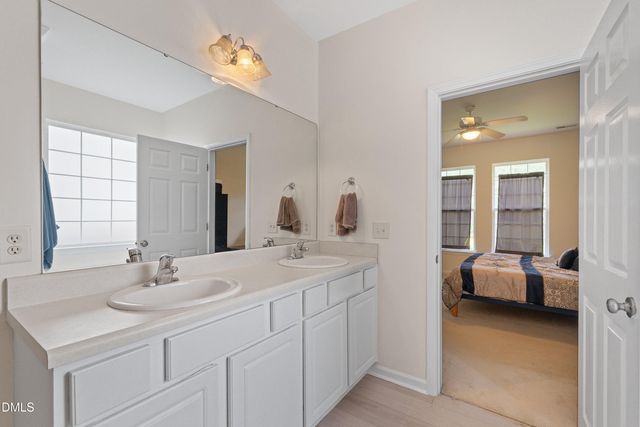2129 Maizefield Lane, Fuquay Varina, NC 27526