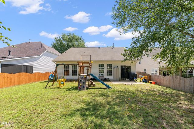 2129 Maizefield Lane, Fuquay Varina, NC 27526