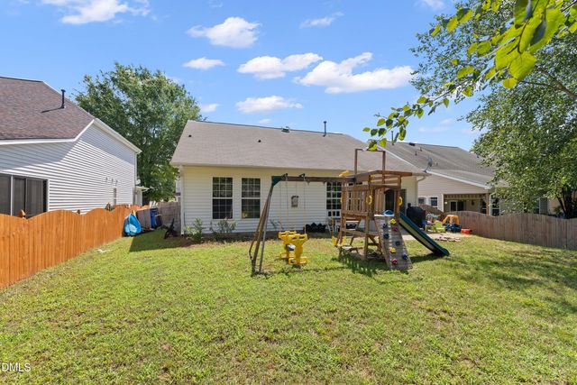 2129 Maizefield Lane, Fuquay Varina, NC 27526