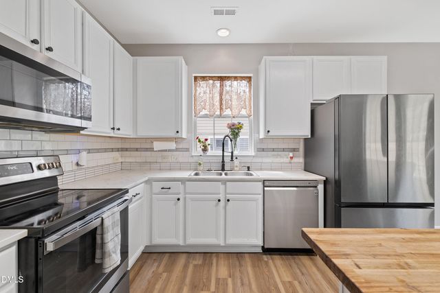 2129 Maizefield Lane, Fuquay Varina, NC 27526