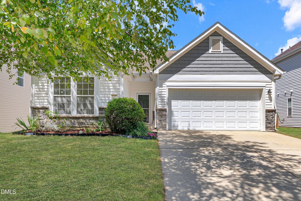 2129 Maizefield Lane, Fuquay Varina, NC 27526