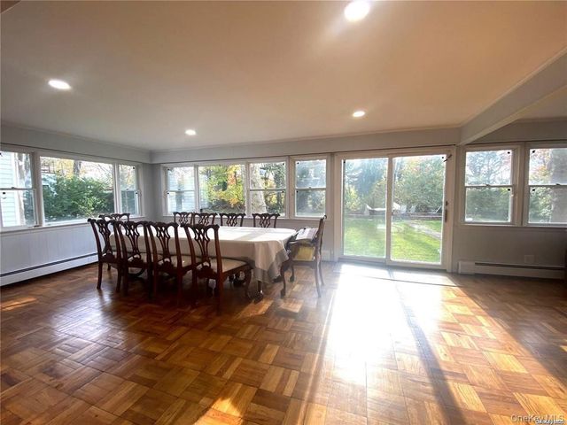 60 Gristmill Lane, Great Neck, NY 11023