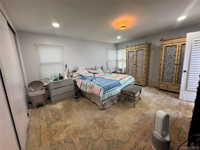 60 Gristmill Lane, Great Neck, NY 11023