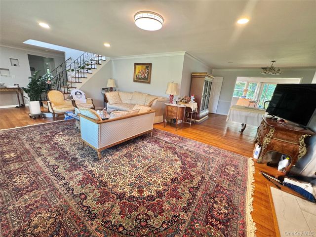 60 Gristmill Lane, Great Neck, NY 11023