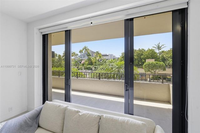 251 Crandon Blvd 202, Key Biscayne, FL 33149