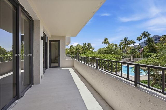 251 Crandon Blvd 202, Key Biscayne, FL 33149