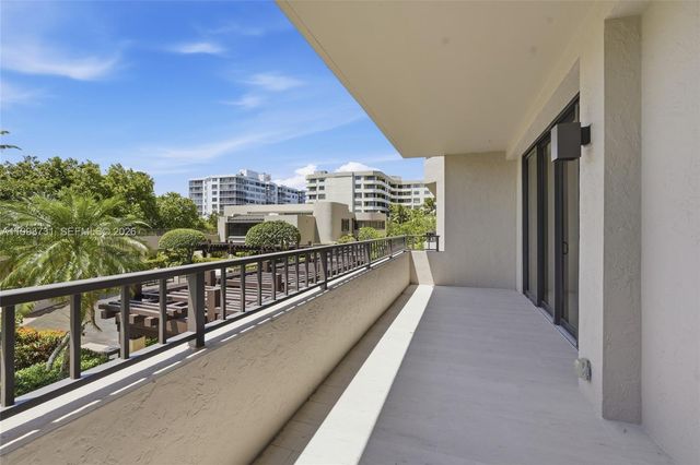 251 Crandon Blvd 202, Key Biscayne, FL 33149