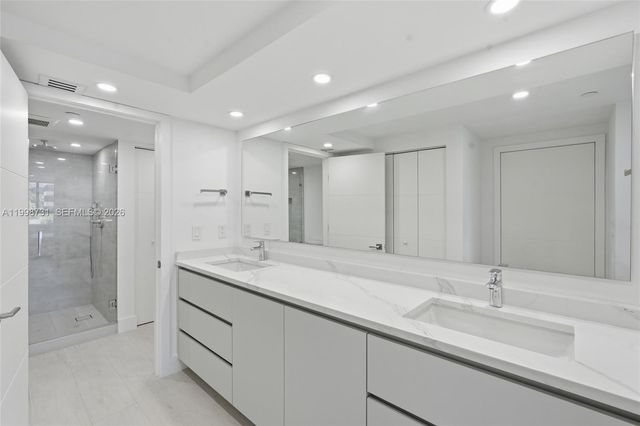 251 Crandon Blvd 202, Key Biscayne, FL 33149