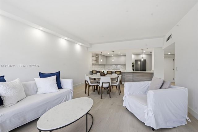 251 Crandon Blvd 202, Key Biscayne, FL 33149