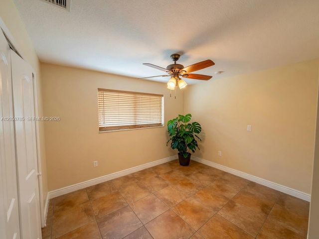 2633 NW 9th Ave 1-2, Wilton Manors, FL 33311
