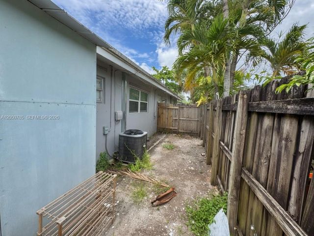 2633 NW 9th Ave 1-2, Wilton Manors, FL 33311
