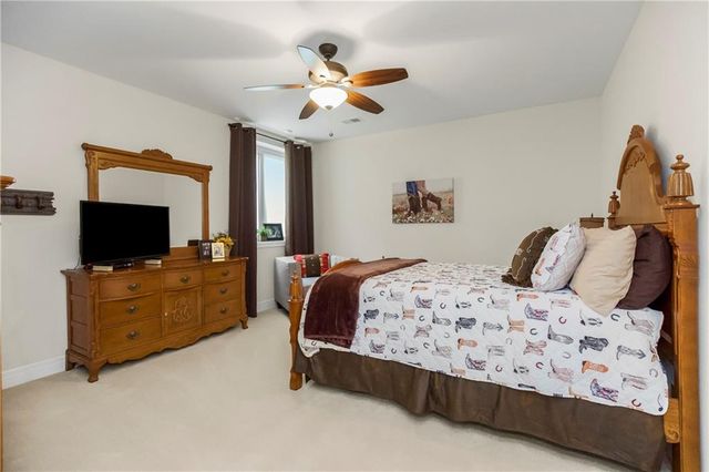 6110 NW 103rd Street, Kansas City, MO 64154