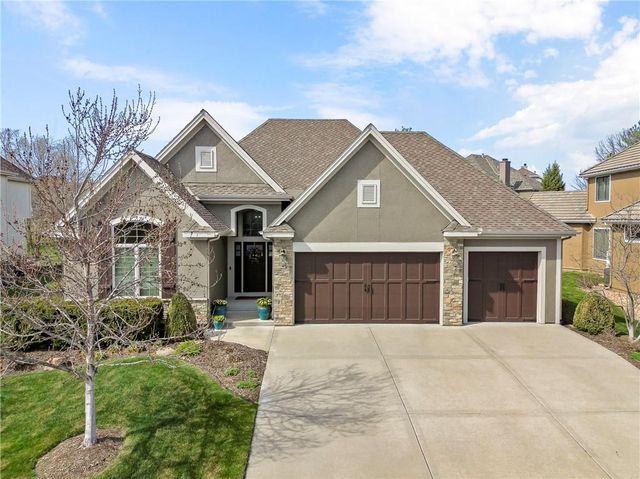 6110 NW 103rd Street, Kansas City, MO 64154