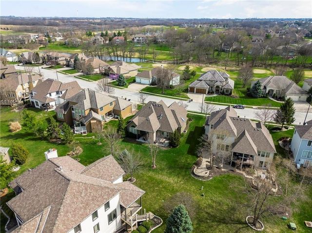 6110 NW 103rd Street, Kansas City, MO 64154