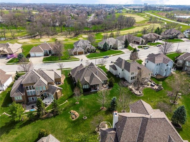 6110 NW 103rd Street, Kansas City, MO 64154