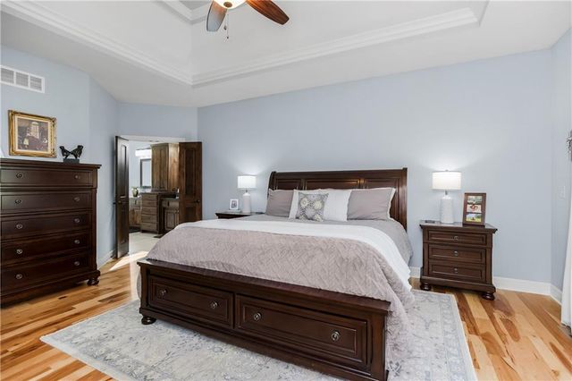 6110 NW 103rd Street, Kansas City, MO 64154