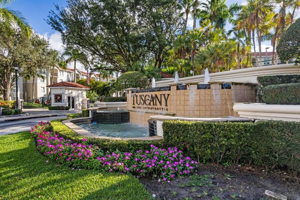 2202 Tuscany Way, Boynton Beach, FL 33435