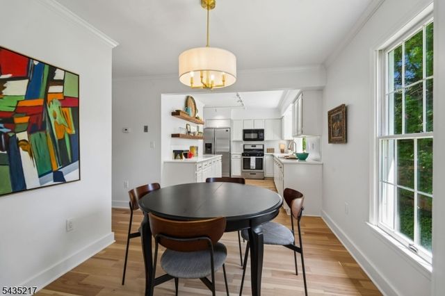 658 Ridgewood Rd 1, Maplewood Twp., NJ 07040