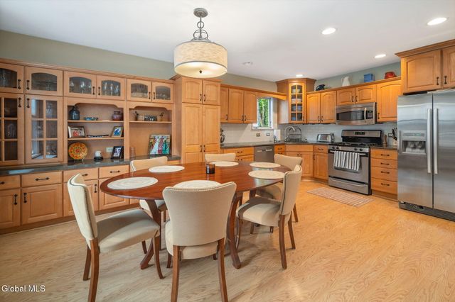 1130 S Country Club Drive, Niskayuna, NY 12309