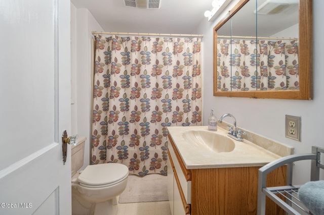 1130 S Country Club Drive, Niskayuna, NY 12309