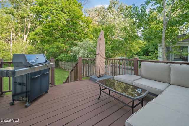 1130 S Country Club Drive, Niskayuna, NY 12309