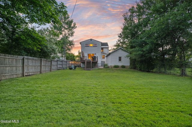 1130 S Country Club Drive, Niskayuna, NY 12309