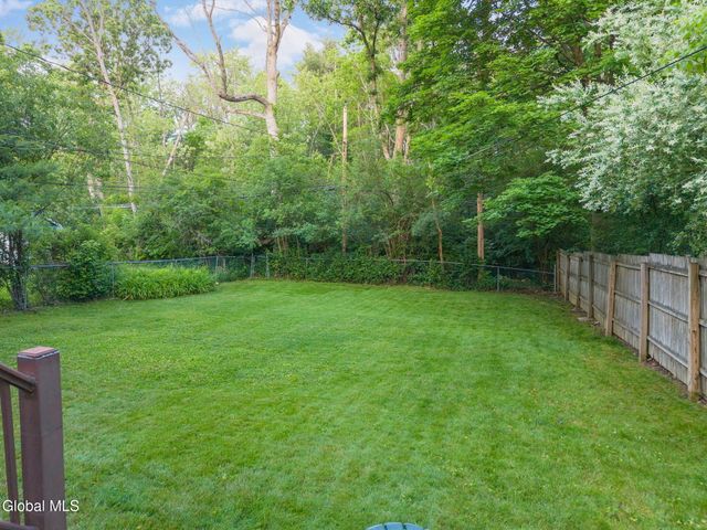 1130 S Country Club Drive, Niskayuna, NY 12309