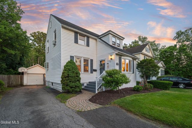 1130 S Country Club Drive, Niskayuna, NY 12309