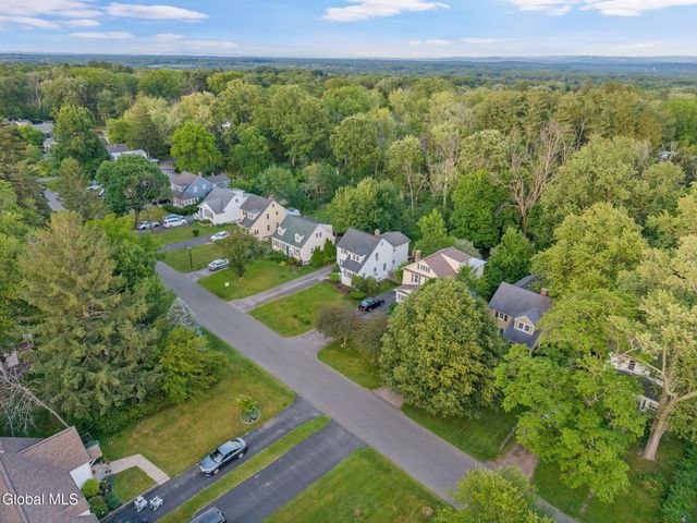 1130 S Country Club Drive, Niskayuna, NY 12309