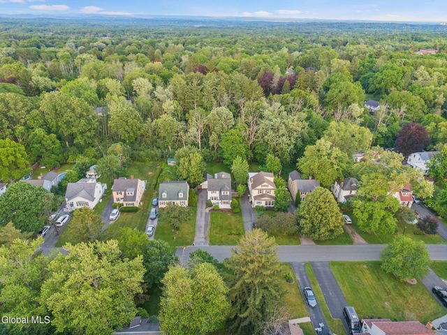1130 S Country Club Drive, Niskayuna, NY 12309