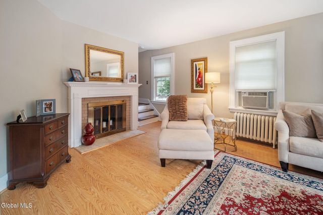 1130 S Country Club Drive, Niskayuna, NY 12309