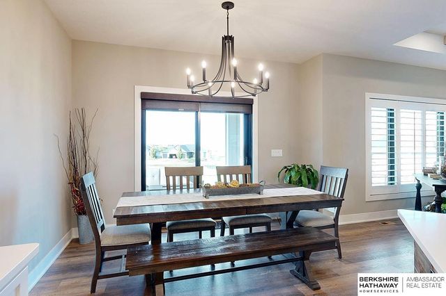 19016 Hazelnut Drive, Gretna, NE 68028