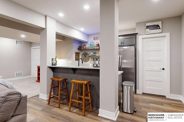 19016 Hazelnut Drive, Gretna, NE 68028