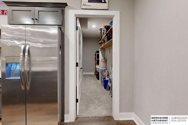 19016 Hazelnut Drive, Gretna, NE 68028