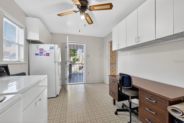 5806 N CHEROKEE AVENUE, Tampa, FL 33604