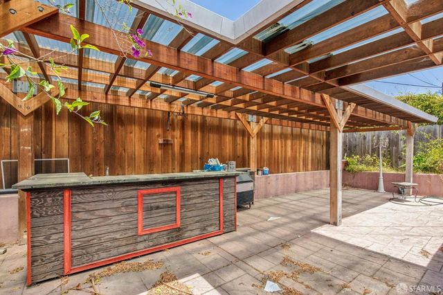 77 Benton Avenue, San Francisco, CA 94112