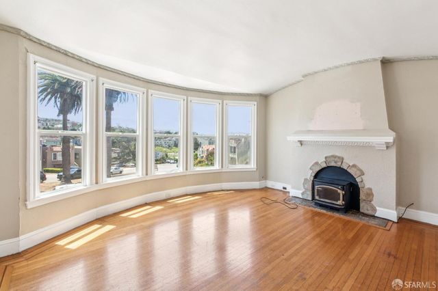 77 Benton Avenue, San Francisco, CA 94112