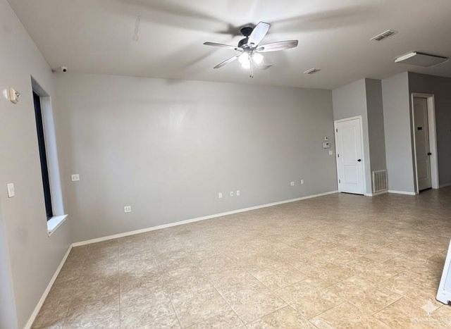 4810 N Raul Longoria Road 6, San Juan, TX 78596