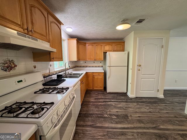 440 Hembree Forest Circle, Roswell, GA 30076